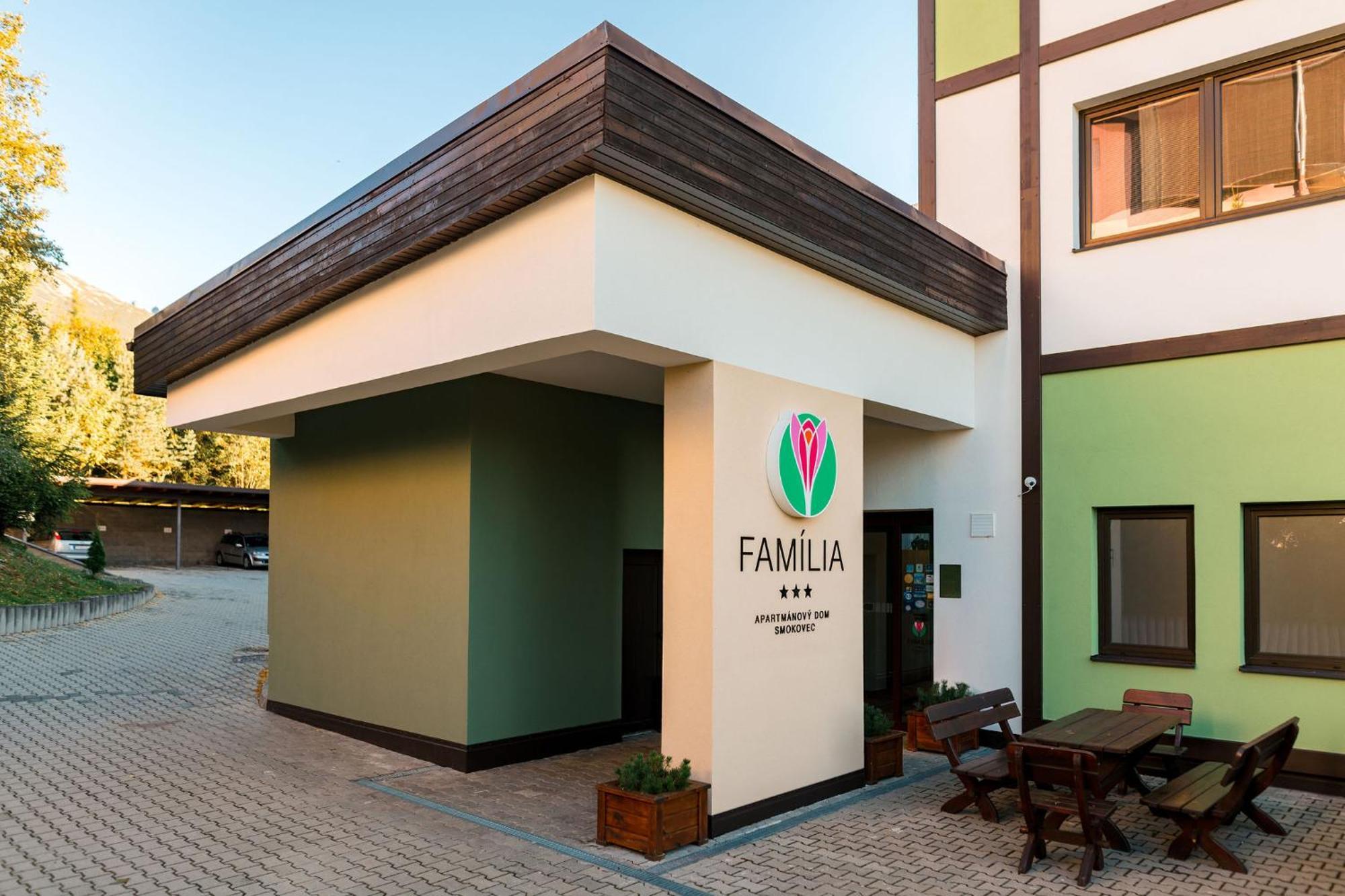Apartmanovy Dom Familia Smokovec Vysoke Tatry Luaran gambar