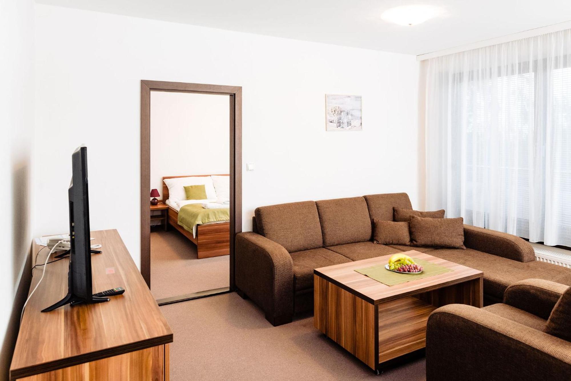 Apartmanovy Dom Familia Smokovec Vysoke Tatry Luaran gambar